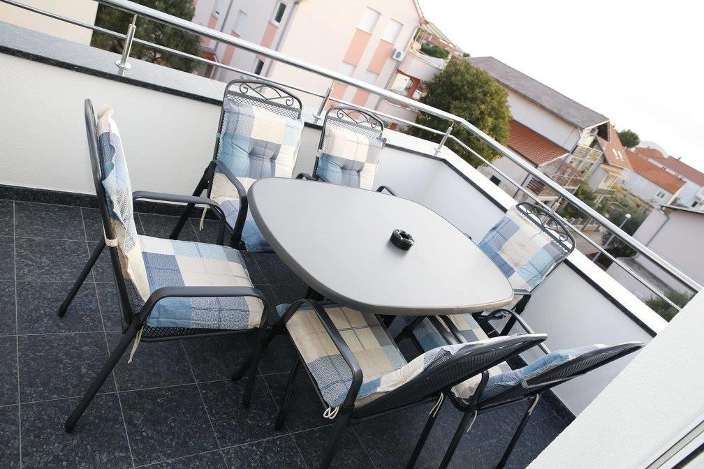 Apartments Simic Vodice Exterior photo